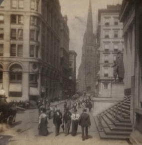 Wall Street street scene with the Trinity Church in background in ca. 1890. (<a href="http://stereo.nypl.org/view/87330" target="_blank">NYPL</a>)