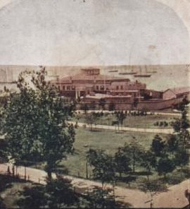 Aerial view of the Castle Garden, today known as Battery Park, in the years between 1865-1910. (<a href="http://stereo.nypl.org/view/87374" target="_blank">NYPL</a>)