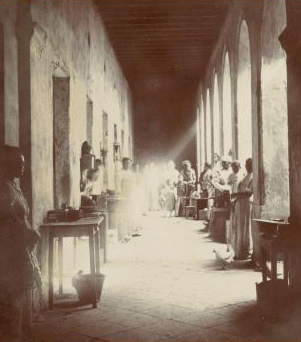 View of interior of tenement house in San Juan, Porto Rico. [ca. 1900]