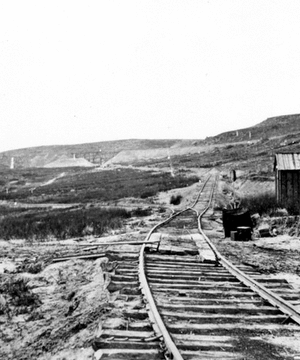 The Old Z, or a portion of the track at the head of Echo before the completion of the tunnel. Summit County, Utah. 1869