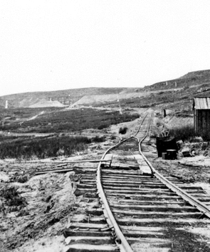 The Old Z, or a portion of the track at the head of Echo before the completion of the tunnel. Summit County, Utah. 1869