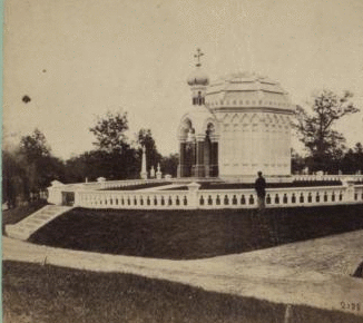[View of a tomb.] [1860?-1885?]