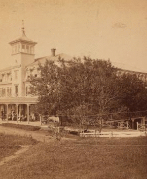 Hotel Manisses, from Adrian House. [1874-1895?] 1865?-1895?